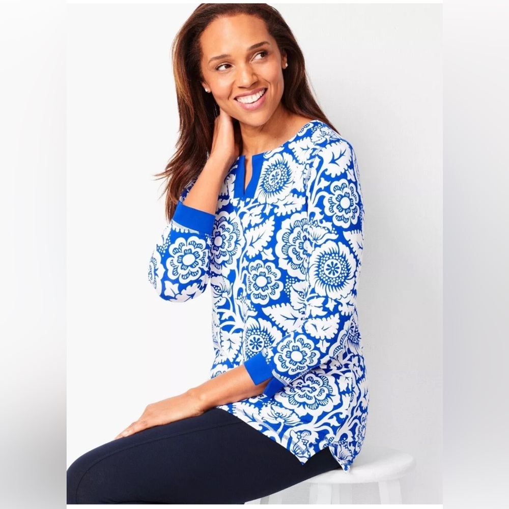 T by Talbots UPF 50+ Blue White Floral Split Neck Bamboo Rayon Tunic Top Size SP